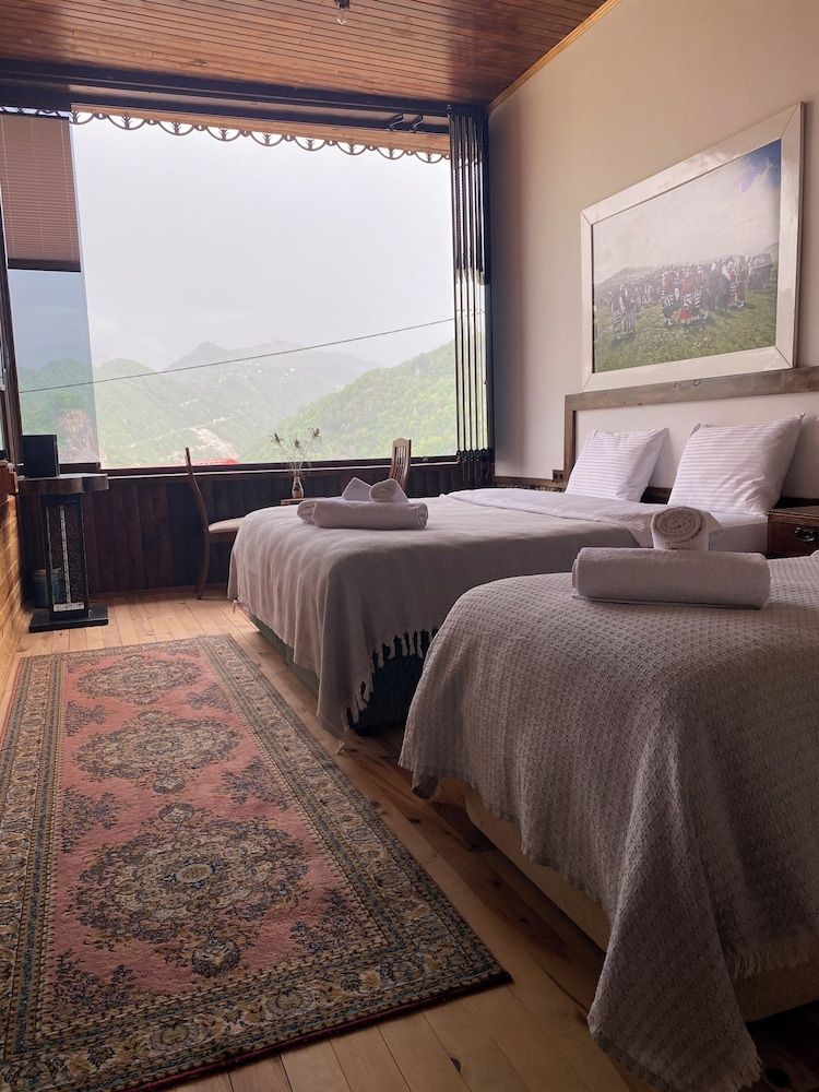 Comfort Triple Room, 1 Bedroom, Mountain View