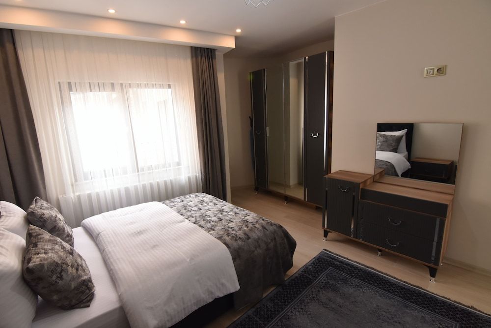 Nora Suite