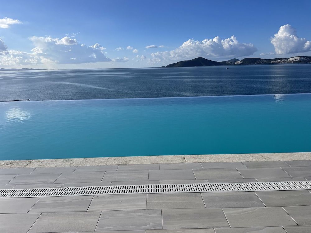 Infinity Pool