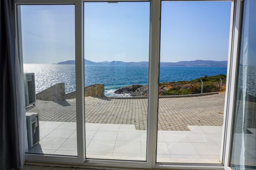 Ni Marin Hotel Standard Twin Room 4