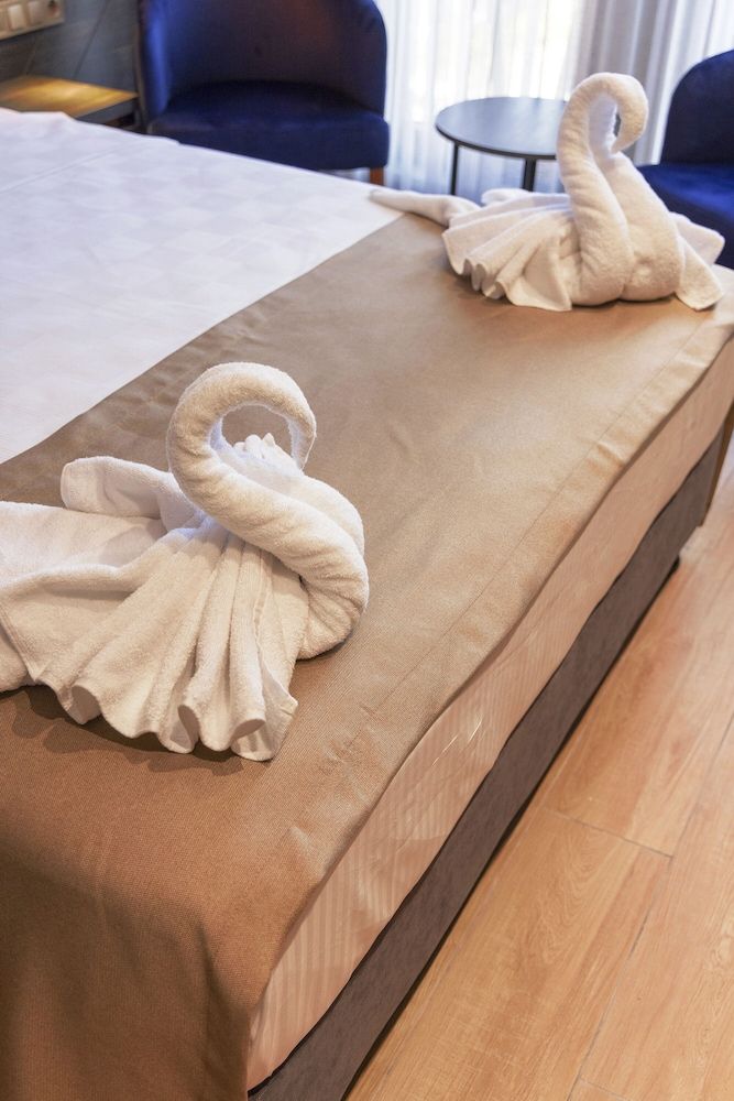 West Door Hotel Superior Double Room 11