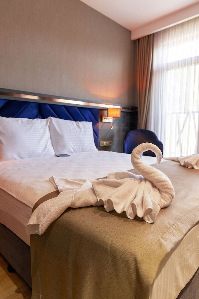 West Door Hotel Superior Double Room 10