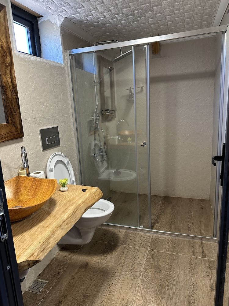 Rize Serenity Bungalov Deluxe Twin Room, 2 Bedrooms 6