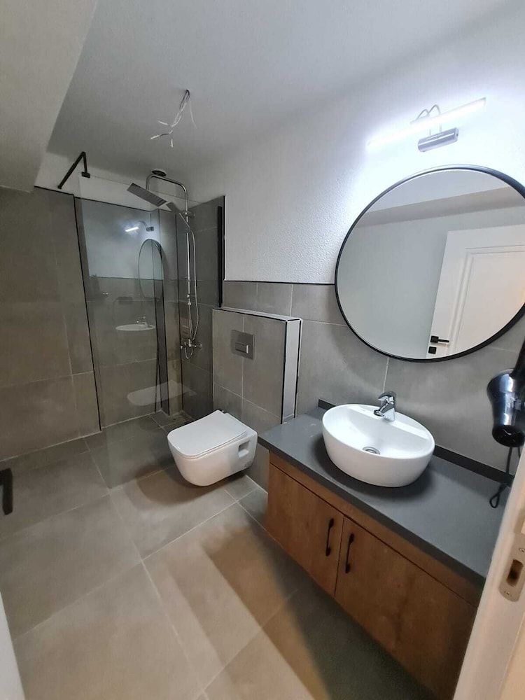 Otel Arın Family Room, City View 8