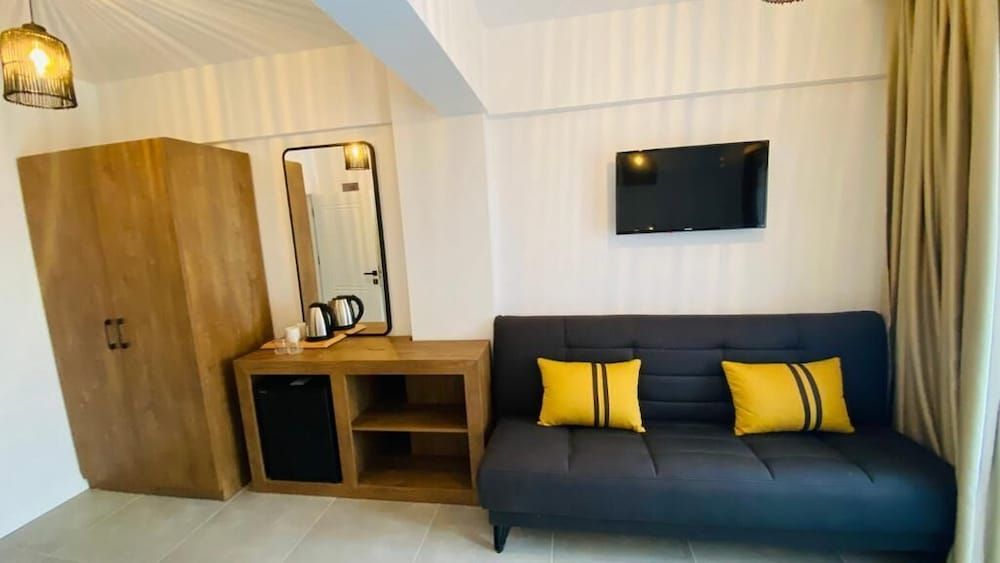 Otel Arın Family Room, City View 2