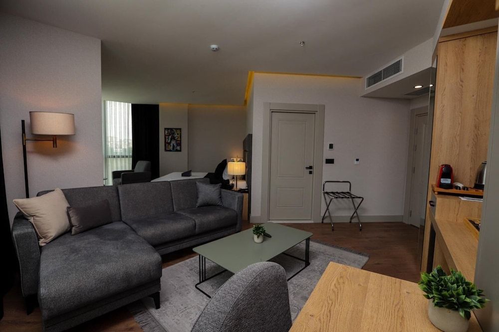 BRAND BUSINESS SUITS Business Suite 5