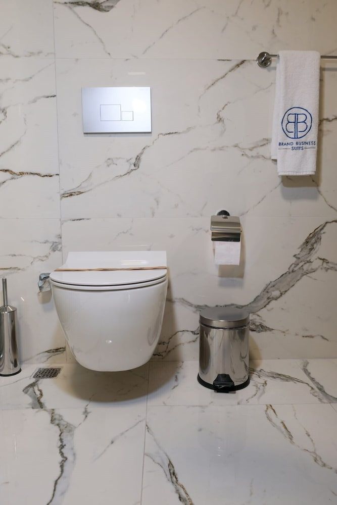 BRAND BUSINESS SUITS Business Suite 16