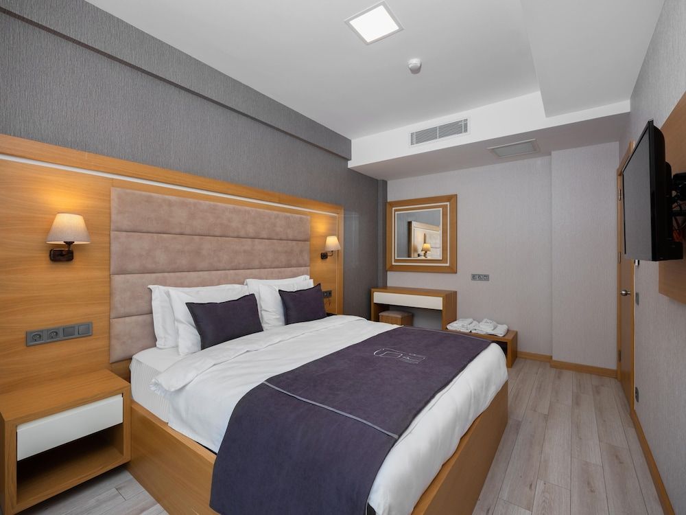 Ma-Si Urla Hotel Suite Land View 2