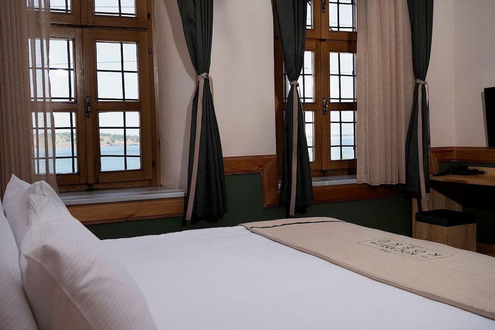 Koçanlı Köşkü Deluxe Room 4