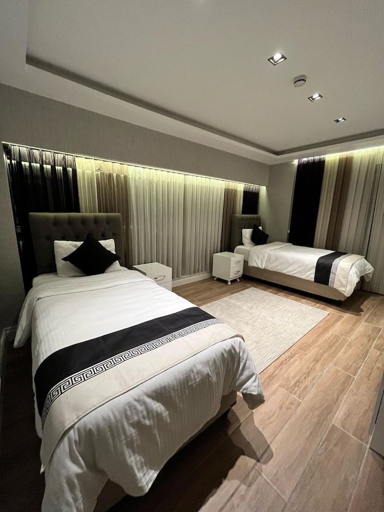 Royal Suite