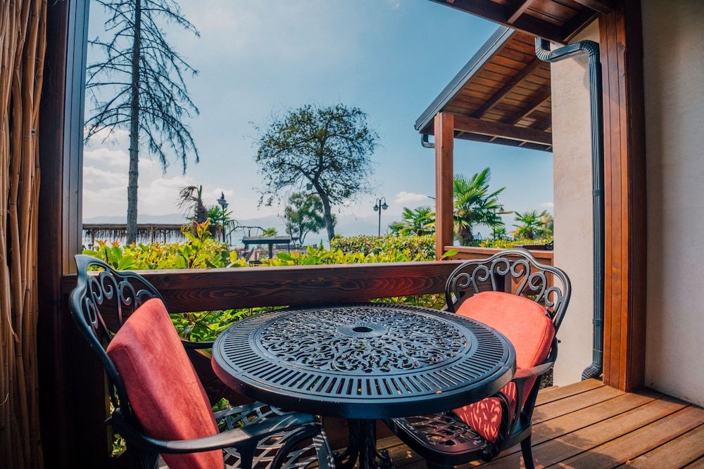 Del Lago Luxury Hotel By Saraçoğlu Garden Deluxe (Lake View) 2