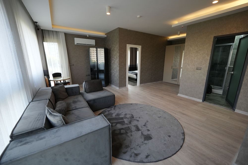 Club Suite