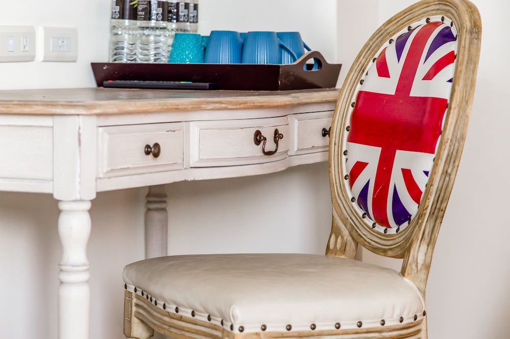 Wilderness 1138 Huelien B&B Family room for six with mountain view and balcony 13