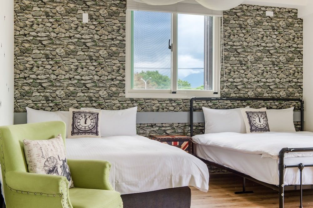 Wilderness 1138 Huelien B&B Quadruple Room with Mountain View and Balcony 7