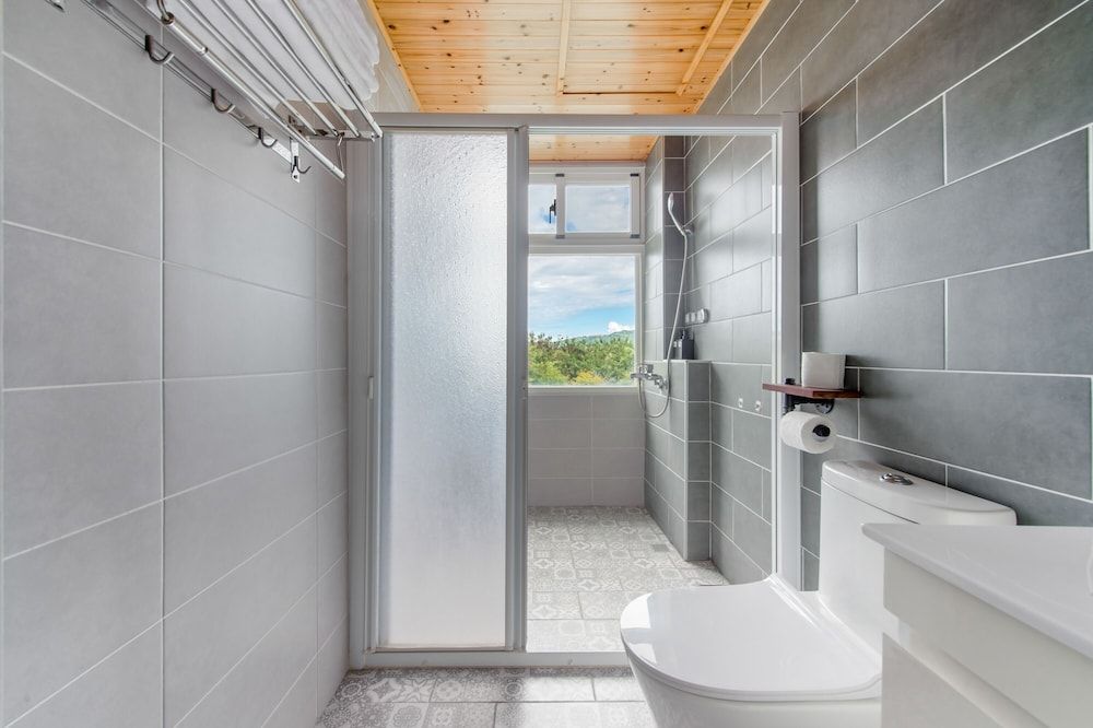 Wilderness 1138 Huelien B&B Quadruple Room with Mountain View and Balcony 17