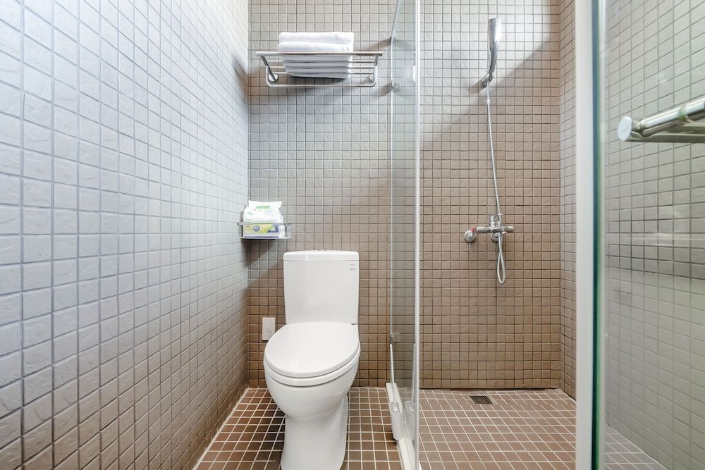 Pumori Guesthouse Deluxe Quadruple Room 15