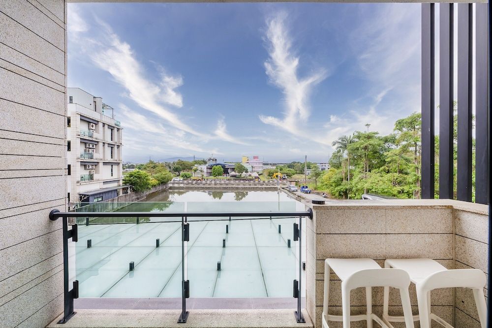 Miguo Homestay Quadruple Room, Balcony 11