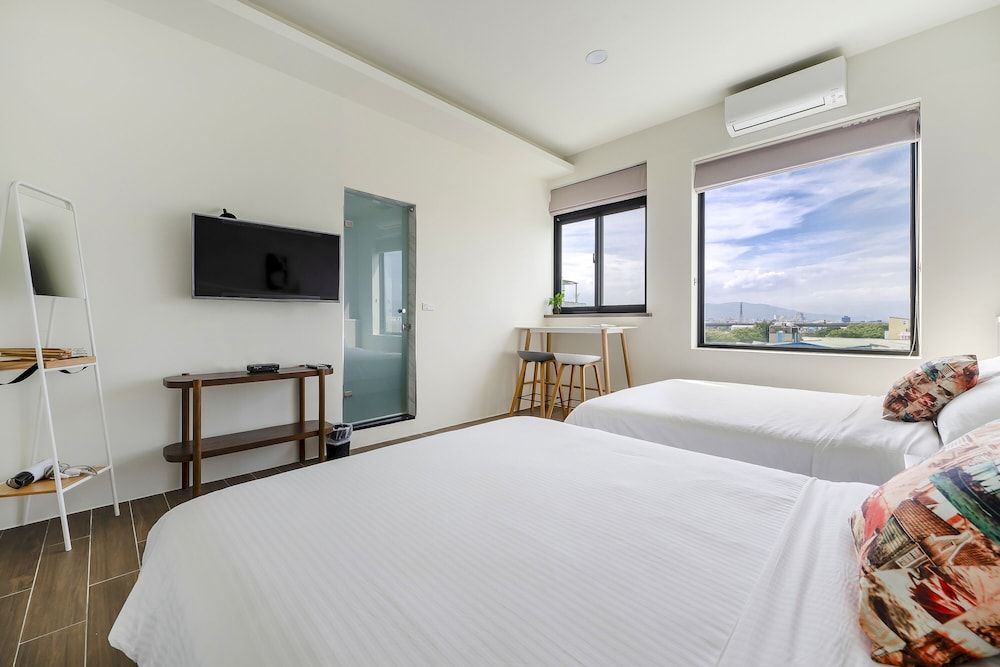 Miguo Homestay Family Room, Bathtub