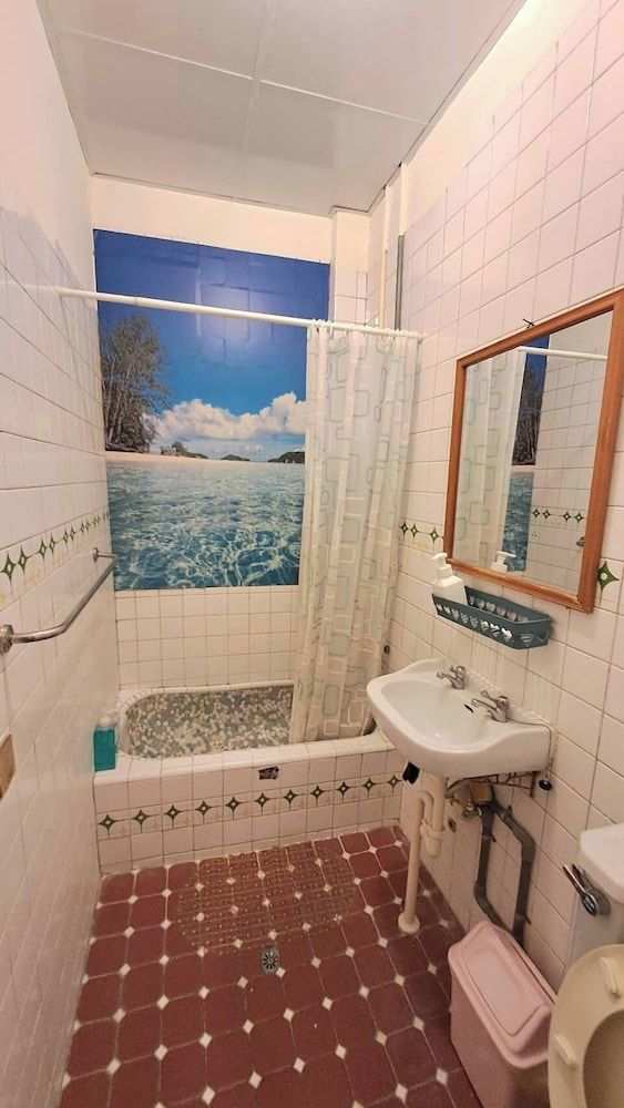 ELO CAFE Basic Shared Dormitory, Multiple Beds, Non Smoking 4