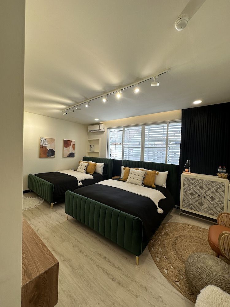 Here B&B - Kenting B Hostel Romantic Quadruple Room 9