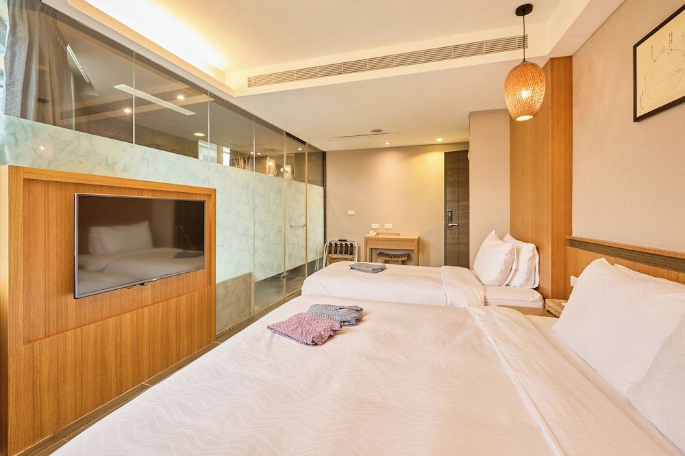 Tenlien onsen Hot Spring Hotel Classic Triple Room 2