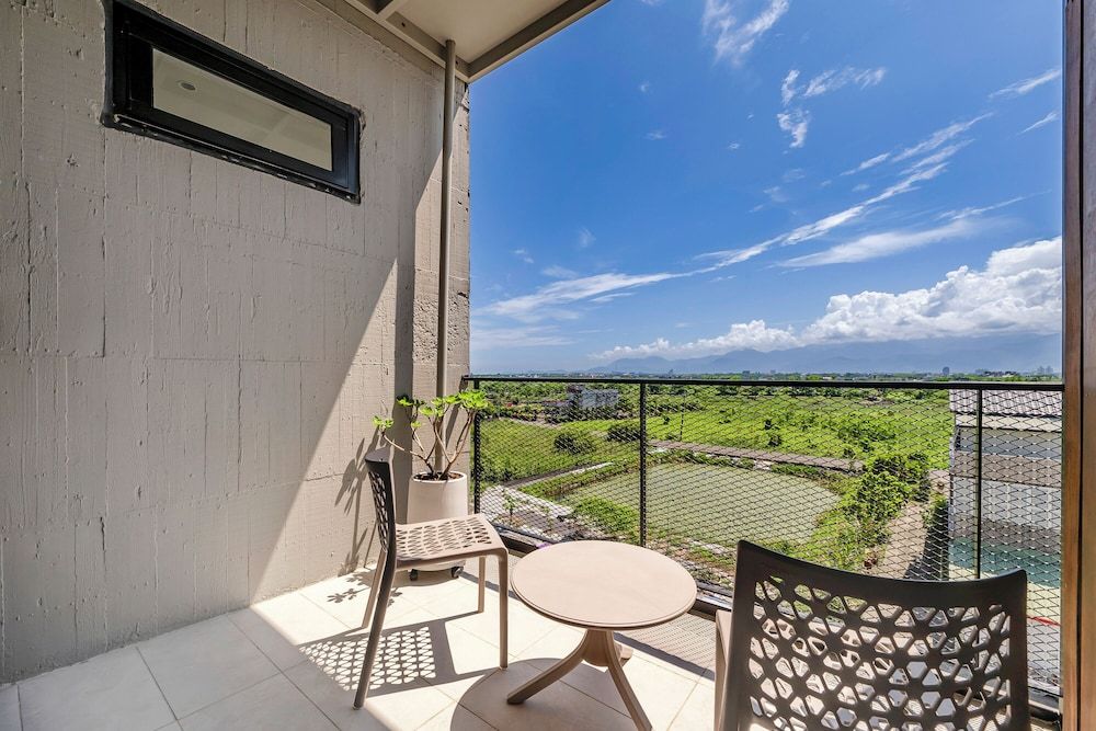 Ningxialight Deluxe Double Room 8