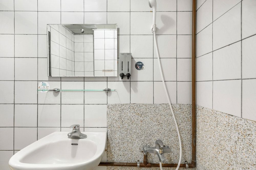 Forever happiness hostel Economy Double Room 6