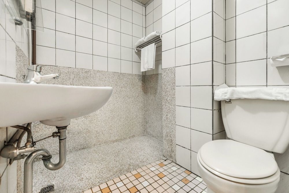 Forever happiness hostel Economy Double Room 5