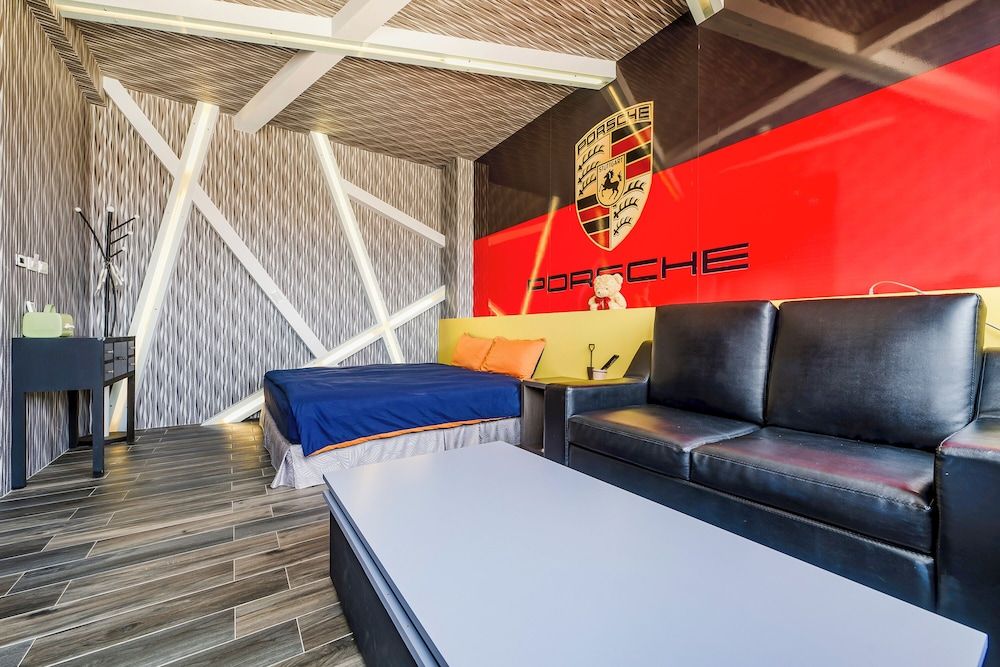 Happiness Romantic B&B Standard Quadruple Room 3