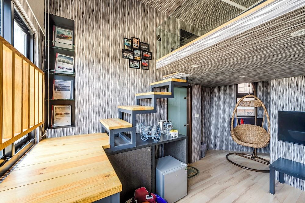 Happiness Romantic B&B Standard Quadruple Room 7