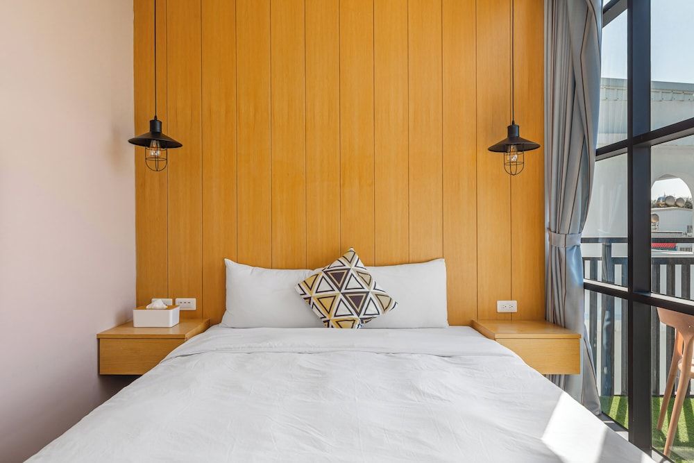 35.5 inn Double Room with balcony 8