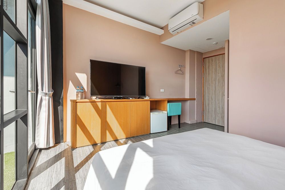 35.5 inn Double Room with balcony 6