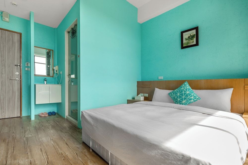 35.5 inn Double Room with balcony 4