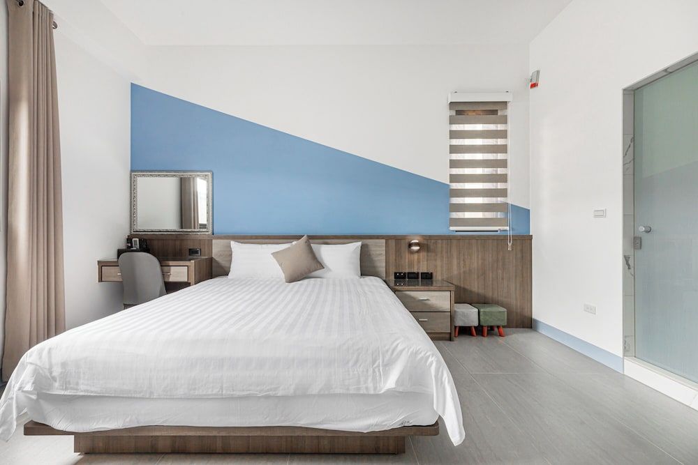 Siricoast House Superior Double Room 4