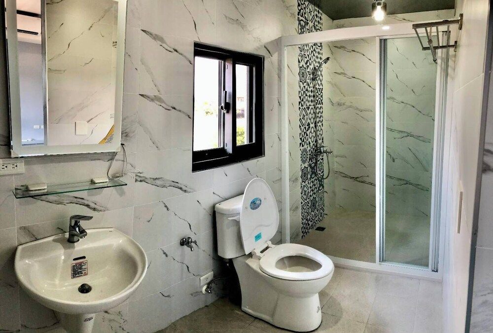 Quhua Sweety B&B Standard Double Room, Private Bathroom, Mountain View 9