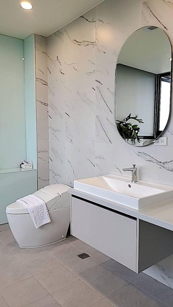 Quhua Sweety B&B Elite Double Room, Private Bathroom, Hill View 8