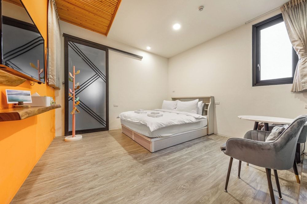 Fish Pointy B&B Standard Double Room 2