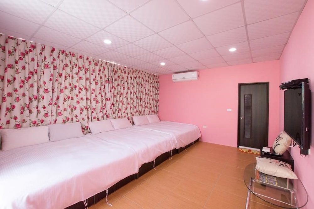 Family House, Multiple Bedrooms