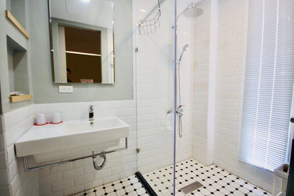 Yishan Village Comfort Twin Room 11