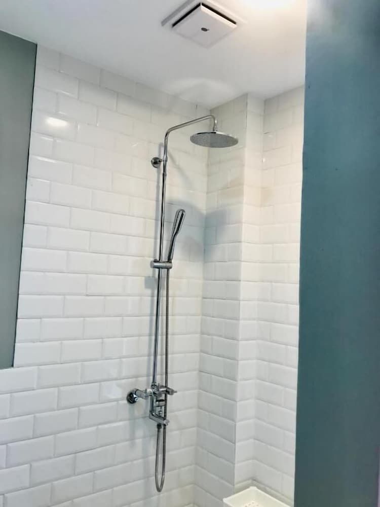 Yishan Village Comfort Twin Room 12