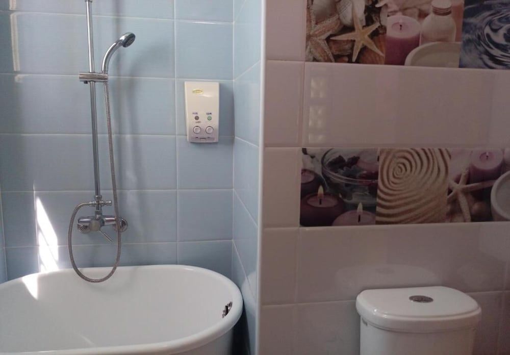 Xing Yu Inn Quadruple Room 7