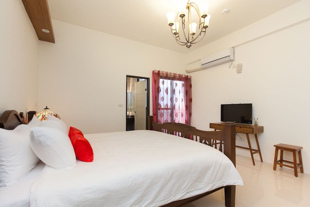 Classic Triple Room, 1 Bedroom, Balcony, Mountain View