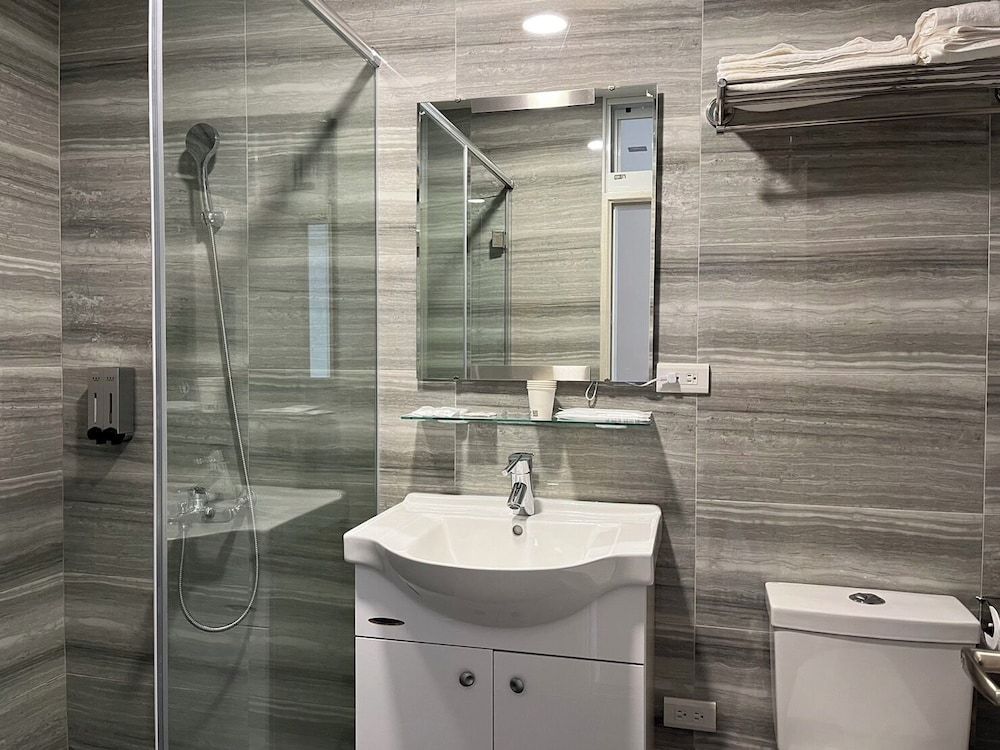 Dulan Najie Bay Inn Deluxe Quadruple Room, Multiple Beds, Sea View 6