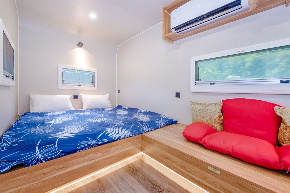 Tai Ping Shan Inn Camper 4 person room 3