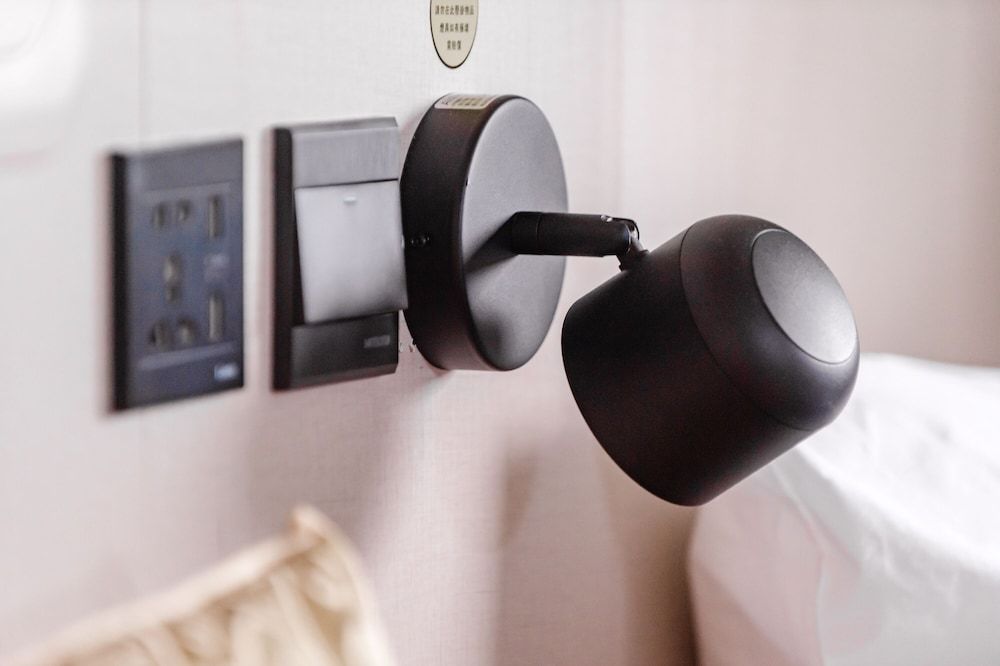 Tai Ping Shan Inn Camper 4 person room 10