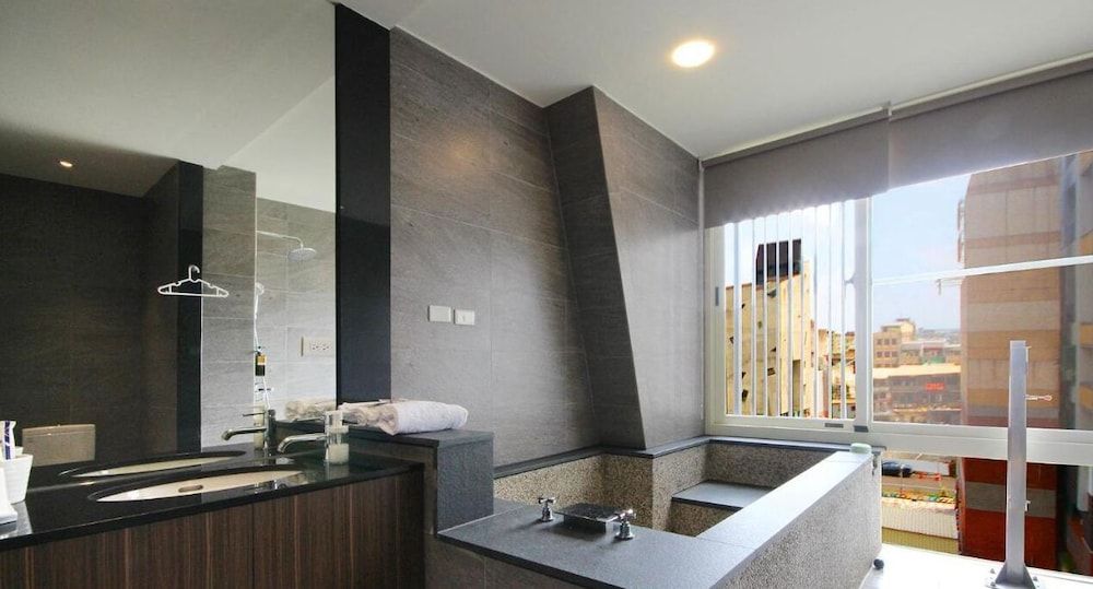 Now and Then Hot Spring Inn Basic Double Room 10