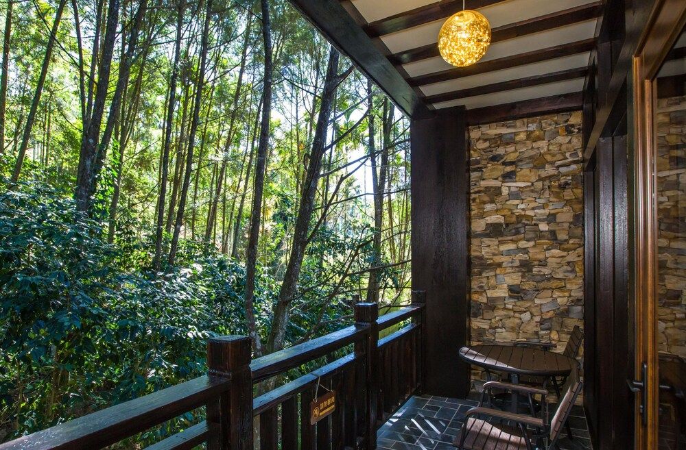 Senboard Manor Superior Quadruple Room, 2 Queen Beds, Non Smoking, Mountain View 8