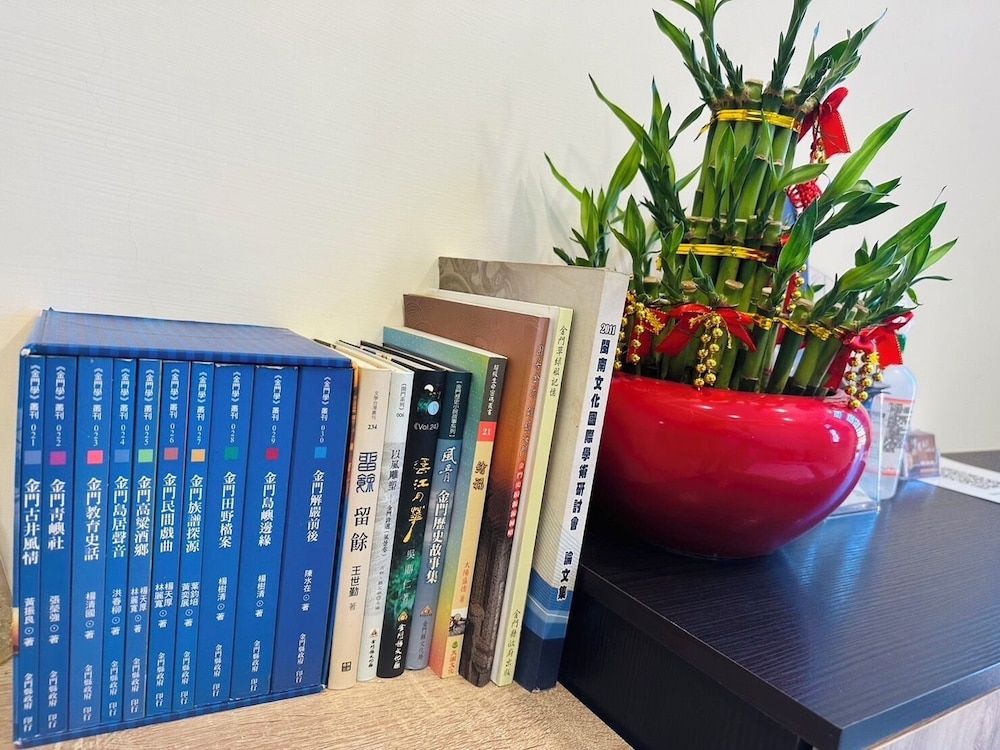 Time Hostel Jincheng Station Branch Deluxe Quadruple Room 4