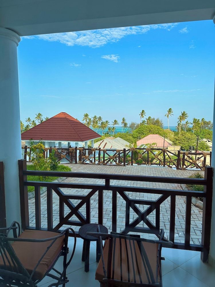 Alfa Boutique Hotel Deluxe Double Room 3