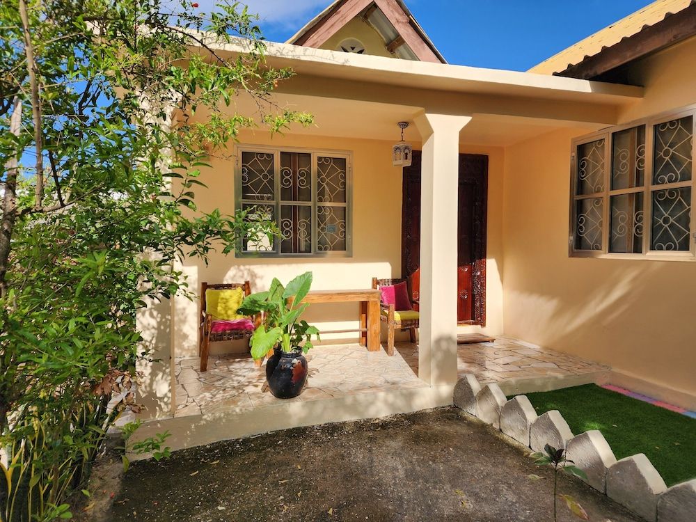 Seagull Nungwi Resort Family Room, Garden View 2